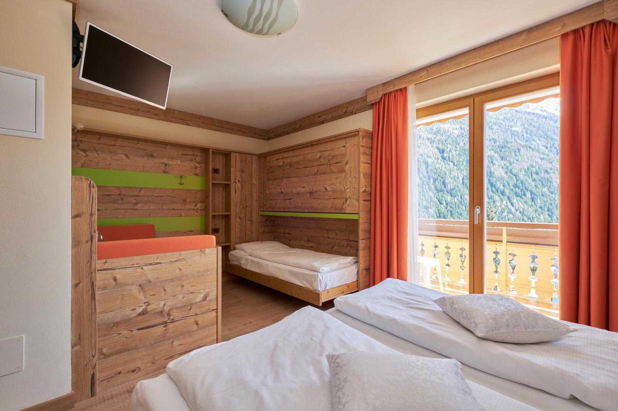 Berg Latemar Spitze Hotel 3*